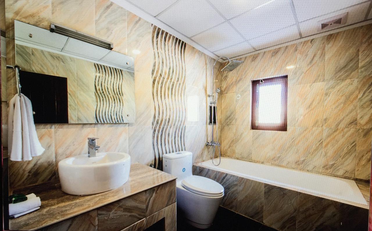 Royal Mustang Resort Nambo Ngoại thất bức ảnh