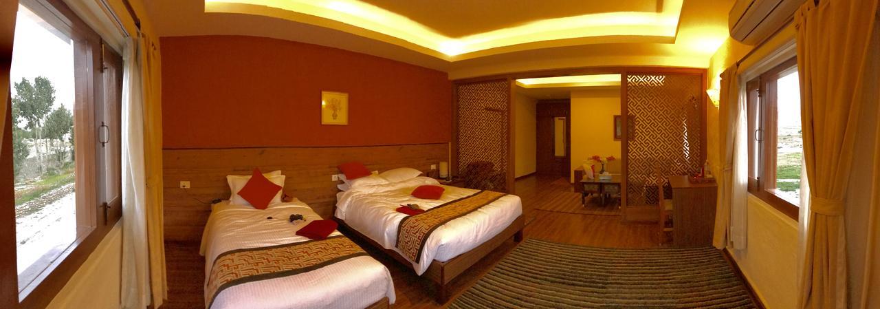 Royal Mustang Resort Nambo Ngoại thất bức ảnh